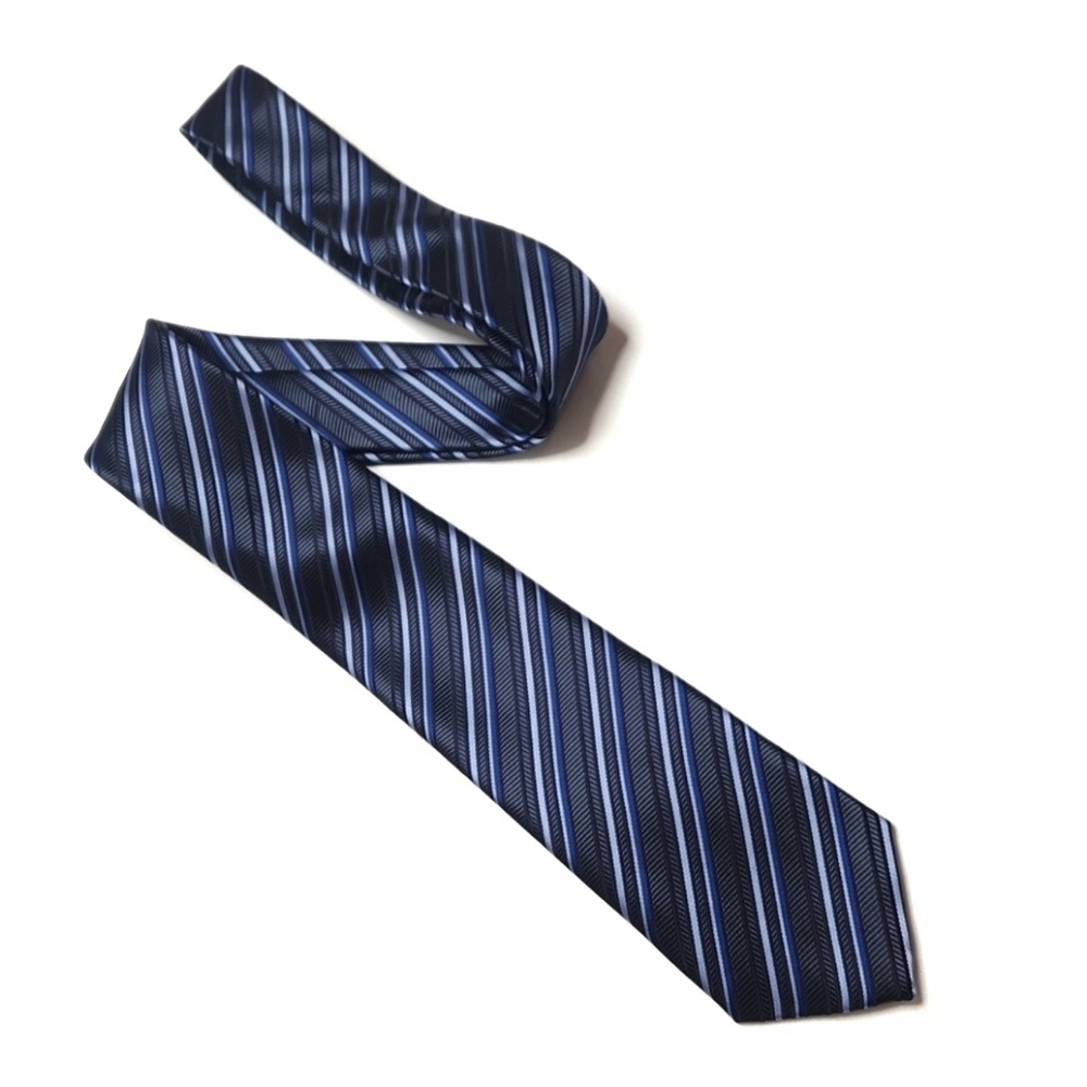Striped Necktie - Picture 3 of 12